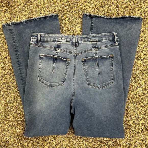 Good American Good Legs Flare Jeans High Waisted Raw Hem size 18 - Picture 4 of 6